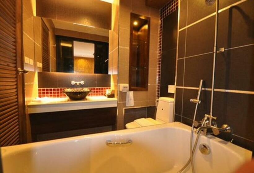 غرفة ديلوكس, Chalelarn Hotel Hua Hin