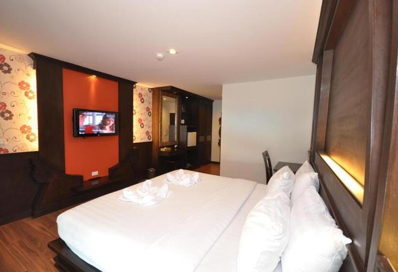 غرفة سوبيريور ذات إطلالة جانبية على البحر, Chalelarn Hotel Hua Hin