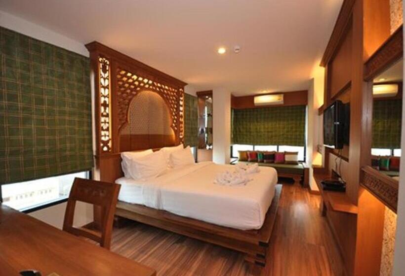 غرفة ديلوكس ذات إطلالة جانبية على البحر, Chalelarn Hotel Hua Hin