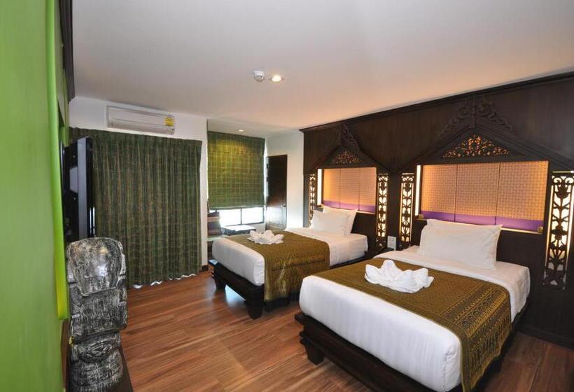 غرفة سوبيريور مطلّة علي البحر, Chalelarn Hotel Hua Hin