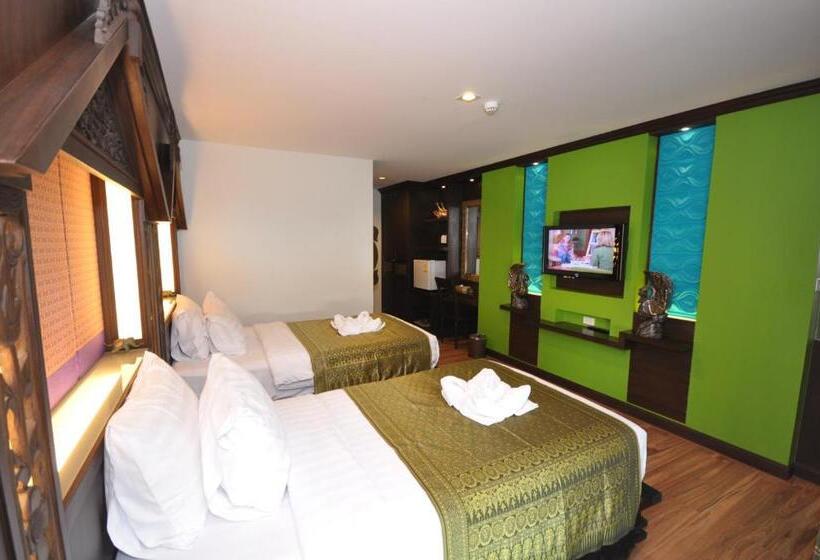 غرفة سوبيريور مطلّة علي البحر, Chalelarn Hotel Hua Hin