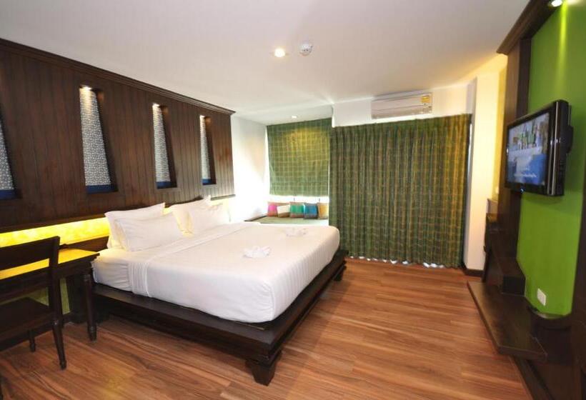 غرفة سوبيريور ذات إطلالة جانبية على البحر, Chalelarn Hotel Hua Hin