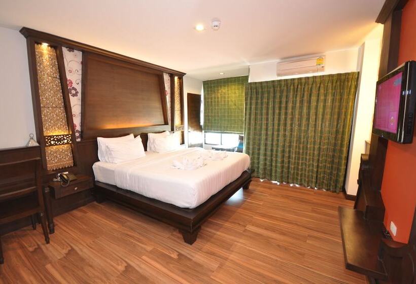 غرفة سوبيريور ذات إطلالة جانبية على البحر, Chalelarn Hotel Hua Hin