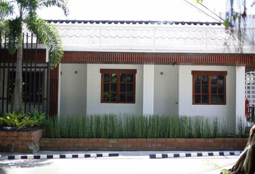 스탠다드 싱글 룸, First Residence