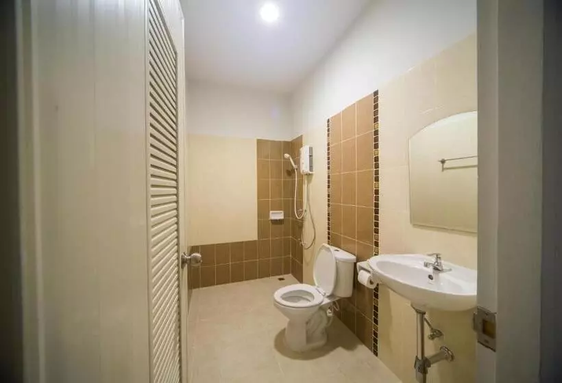 ファミリールーム, First Residence
