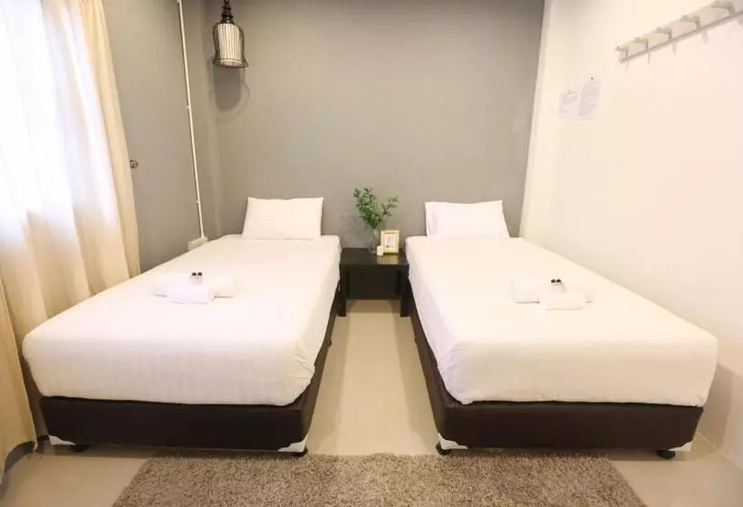 ファミリールーム, First Residence