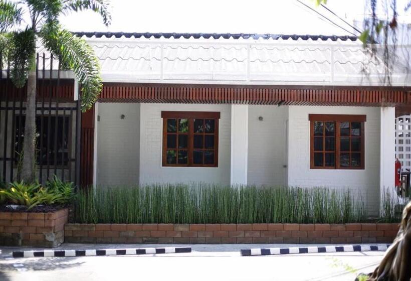 스탠다드 룸, First Residence