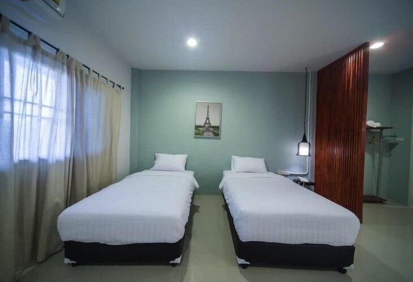 스탠다드 룸, First Residence