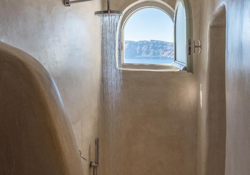 Номер Стандарт, First Residence
