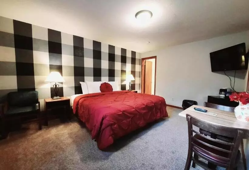 اتاق استاندارد با تخت بزرگ, North Ironwood Acres   Black River Lodge
