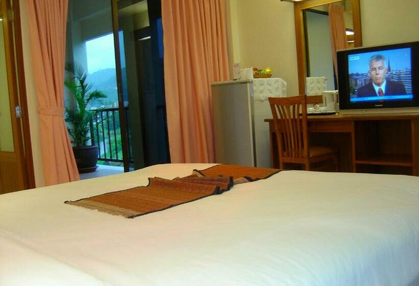 חדר סופריור עם מרפסת, Orchid Garden