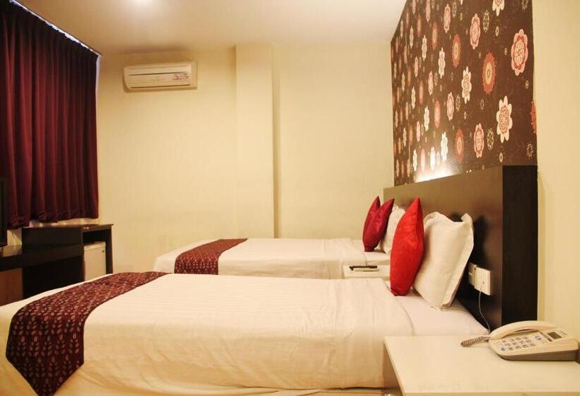 חדר משפחתי דלוקס, Prince