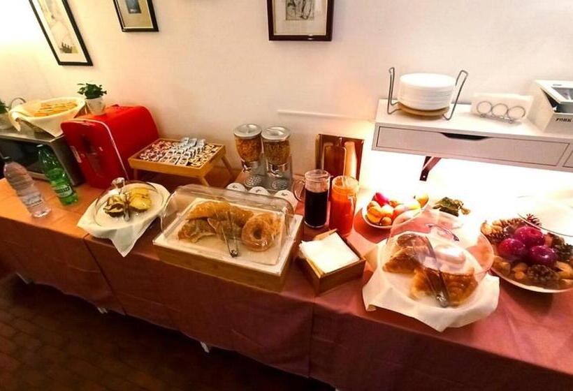 חדר סטנדרט לארבעה, San Michele