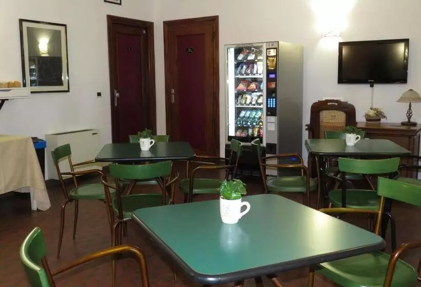 スタンダード４人部屋, San Michele