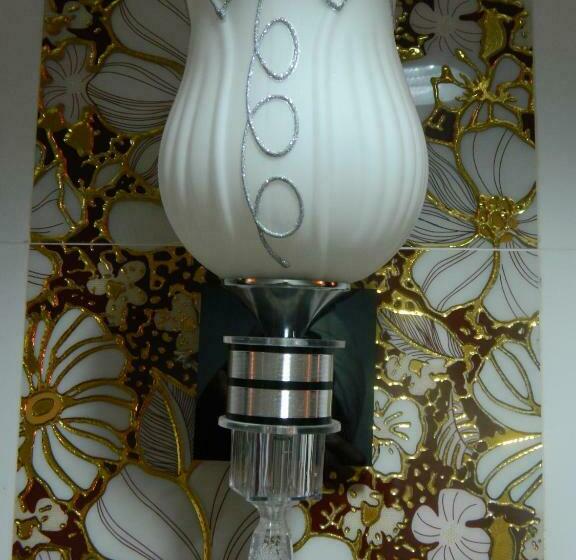 اتاق استاندارد سه نفره, New London Hostel