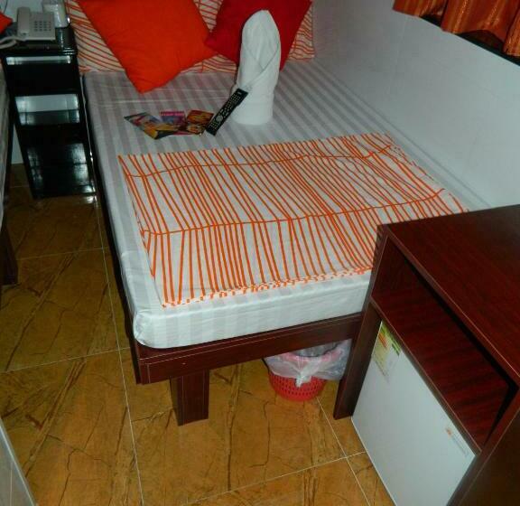 اتاق استاندارد یک نفره, New London Hostel