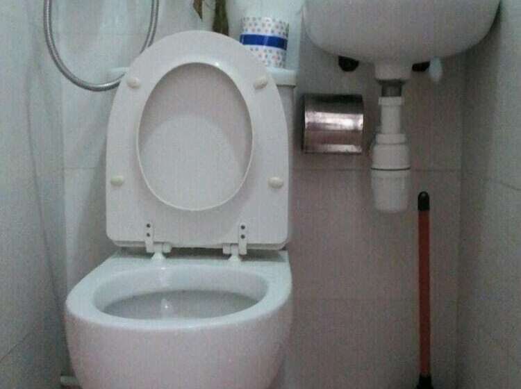 اتاق خانوادگی, New London Hostel