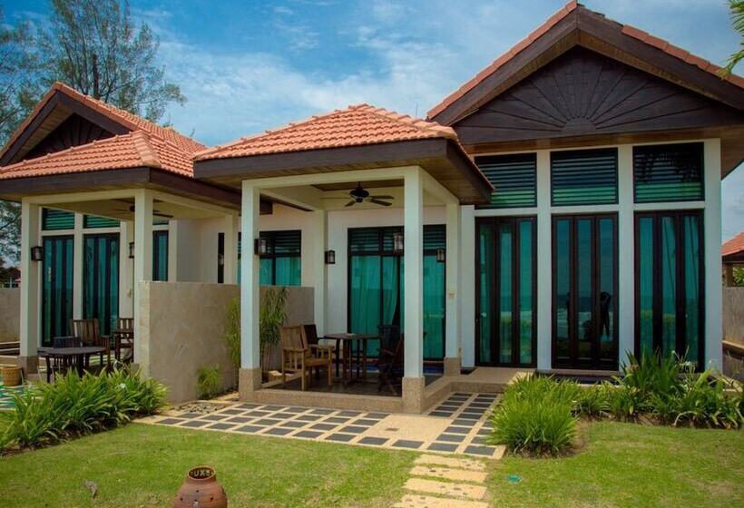 スリーベッドルーム　ヴィラ, Borneo Beach Villas