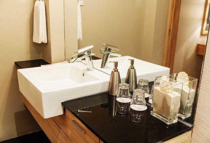 اتاق سوپریور با بالکن, Villa Caemilla Beach Boutique