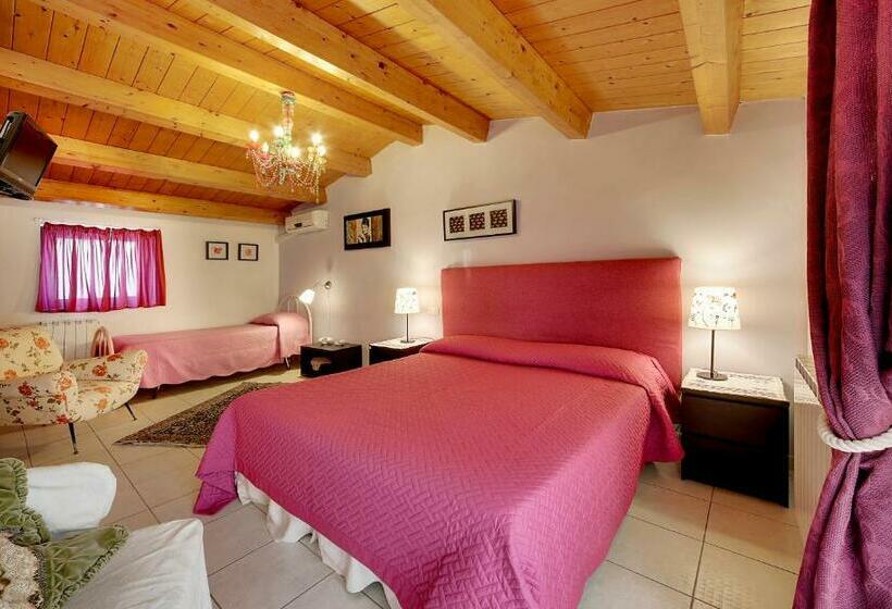 Номер Стандарт, Villa U Marchisi B&b