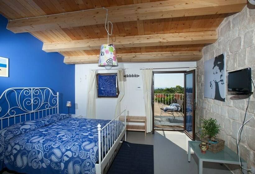 Номер Стандарт, Villa U Marchisi B&b