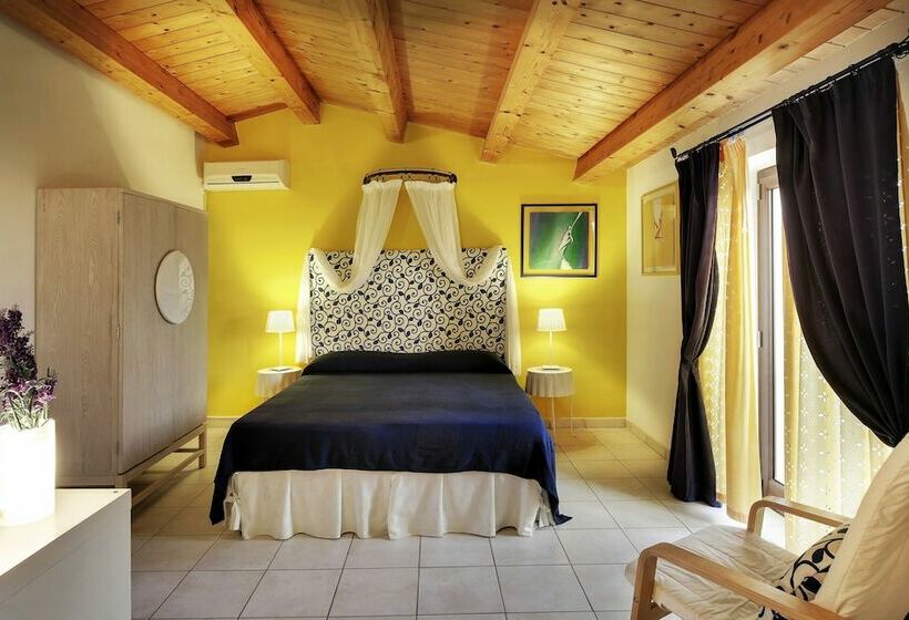 Номер Стандарт, Villa U Marchisi B&b