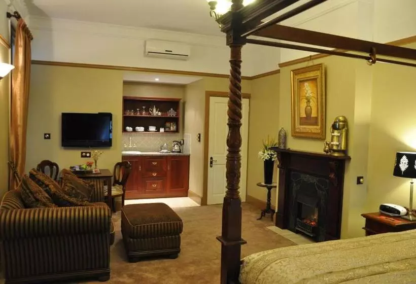 キングサイズベッドのスイートルーム, Bli Bli House Riverside Retreat