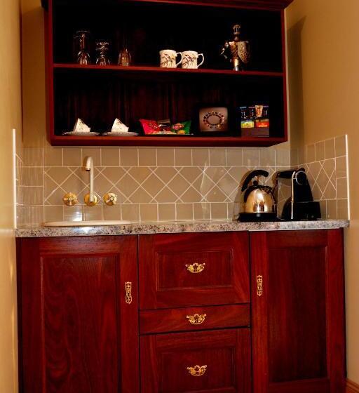 带大床的套房, Bli Bli House Riverside Retreat