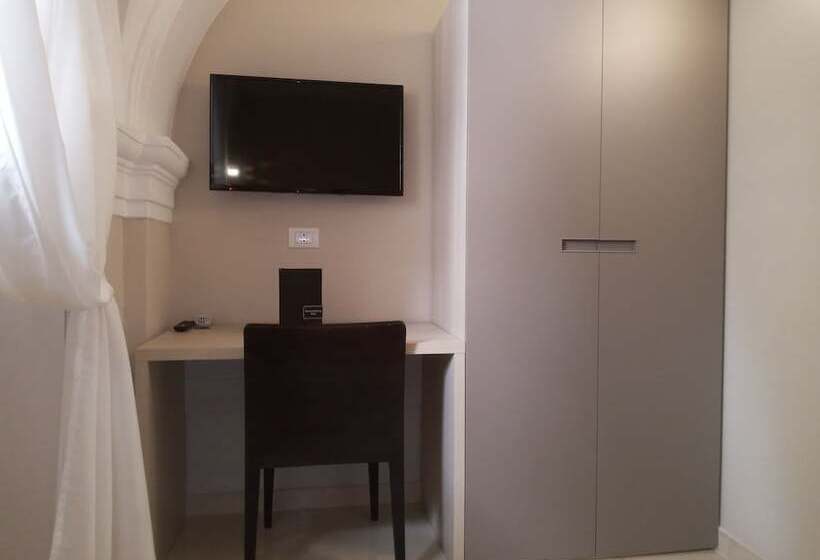 标准间, Central Gallery Rooms Palazzo D Ali Staiti Xix