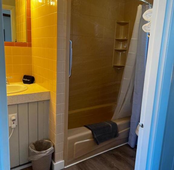 キングサイズベッドのスタンダードルーム, Claddagh Motel & Suites