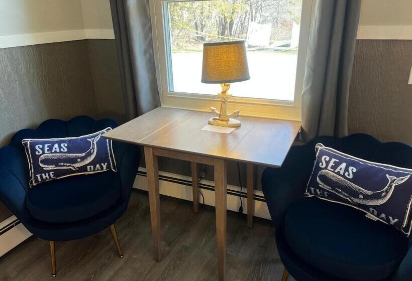 キングサイズベッドのスタンダードルーム, Claddagh Motel & Suites