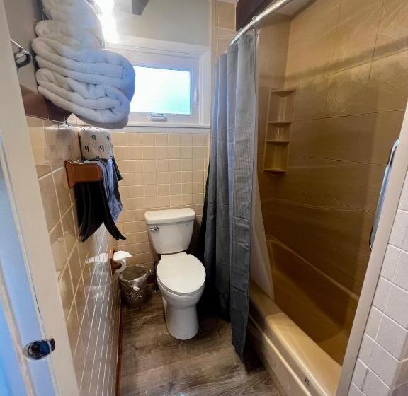 スタンダードルーム, Claddagh Motel & Suites