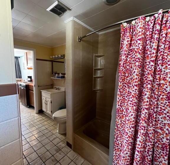 ２ベッドルームアパートメント, Claddagh Motel & Suites