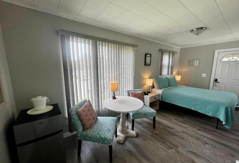 スタンダードルーム, Claddagh Motel & Suites