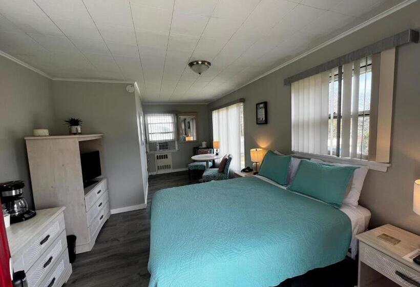 スタンダードルーム, Claddagh Motel & Suites