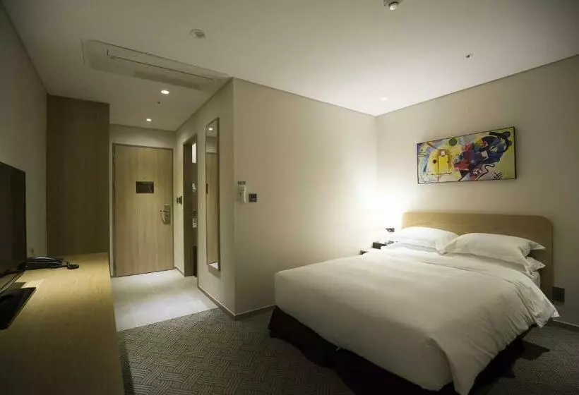 サイドオーシャンビュースタンダードルーム, Best Western Haeundae