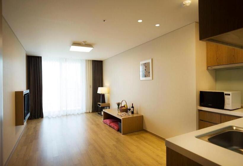 Suite Side Sea View, Best Western Haeundae