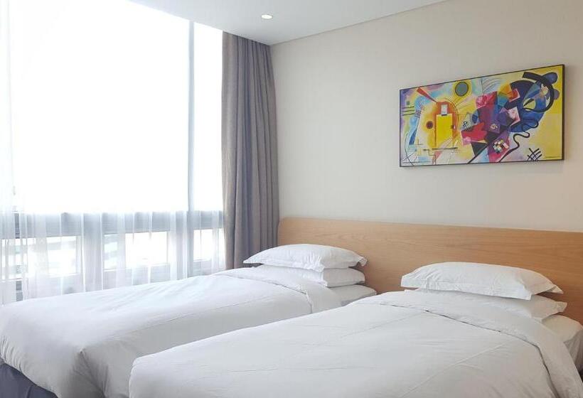 Standard Room City View, Best Western Haeundae