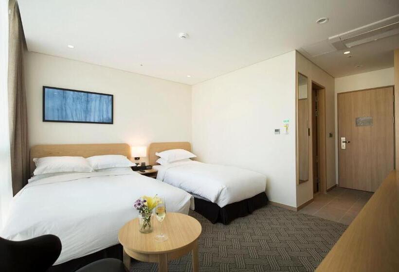 Family Room Side Sea View, Best Western Haeundae