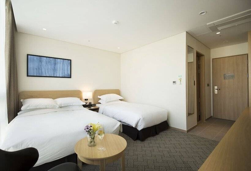 Standard Room City View, Best Western Haeundae