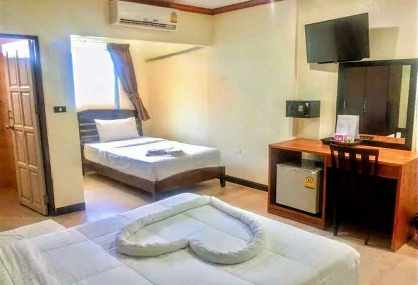 غرفة ديلوكس ثلاثية, Golden Bee Phi Phi