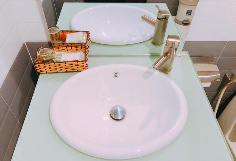 اتاق سوپریور خانوادگی, Golden Star