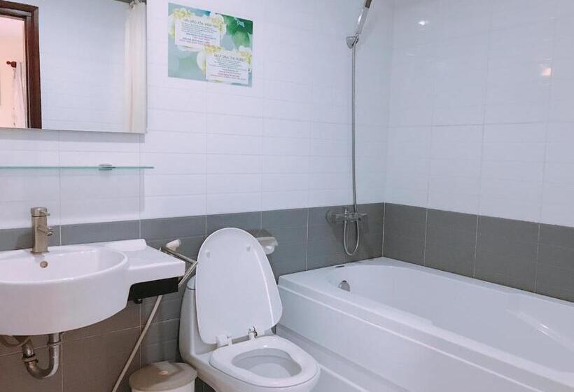 اتاق سوپریور خانوادگی, Golden Star