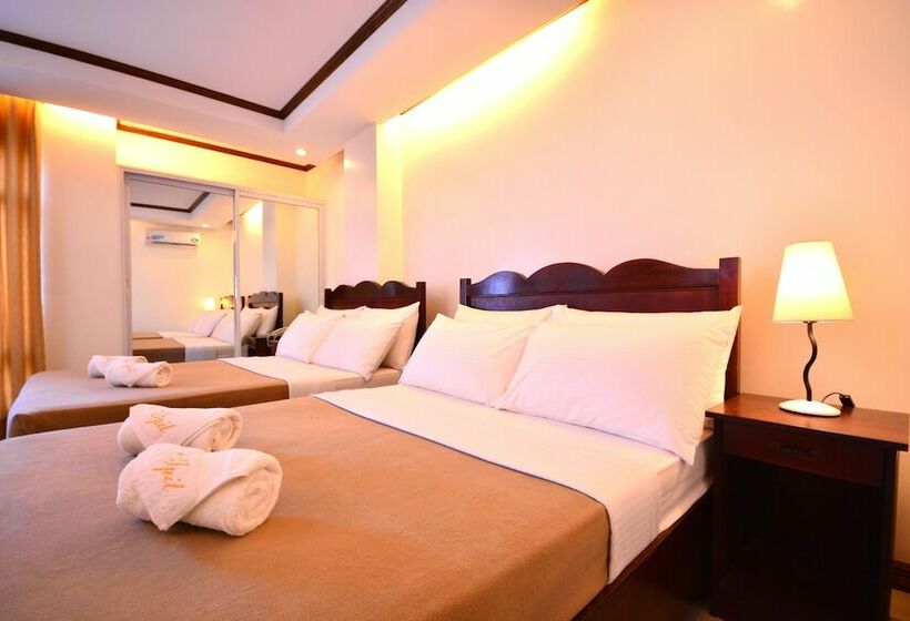 디럭스 룸, Ipil Suites Puerto Princesa