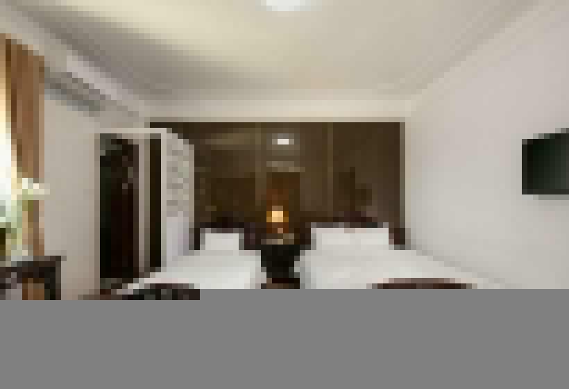 Deluxe Room, Little Diamond