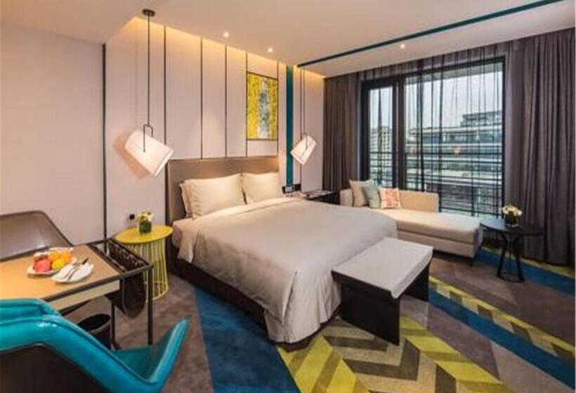 이그제큐티브 룸 킹사이즈 침대, Minimax Premier Hotel Shanghai Hongqiao