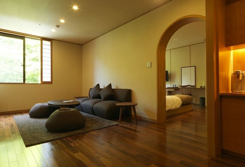 デラックスルーム, Niseko Konbu Onsen Tsuruga Moku No Sho