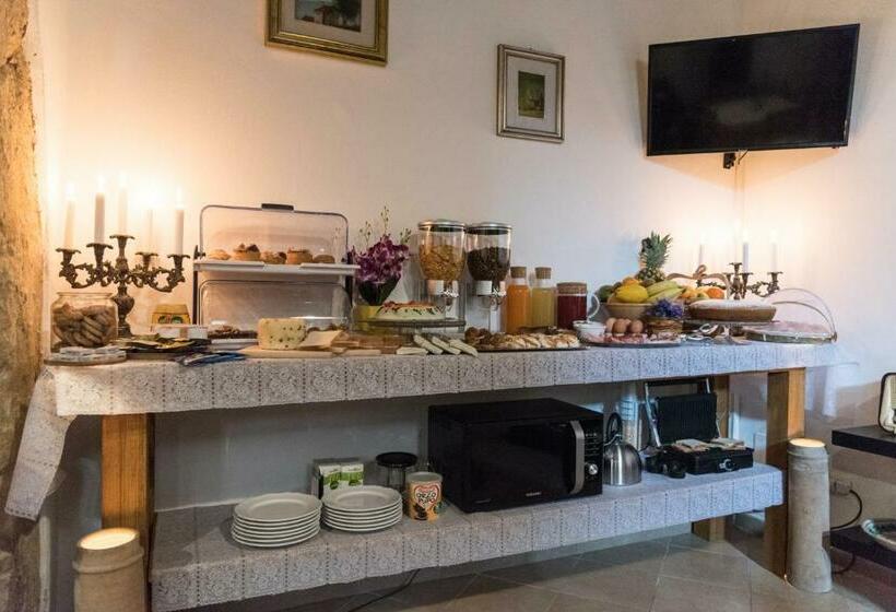 Трехместный Номер Deluxe Вид на Море, Le Teste Di Moro Al Duomo