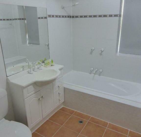 דירת חדר, Lifestyle Apartments At Ferntree