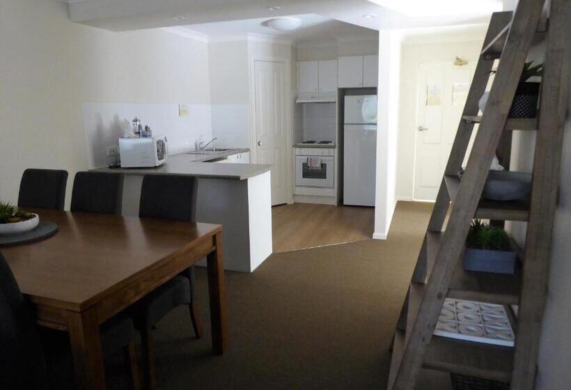 דירת דלוקס 2 חדרי שינה, Lifestyle Apartments At Ferntree